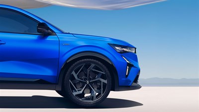 active suspension with predictive camera - Renault