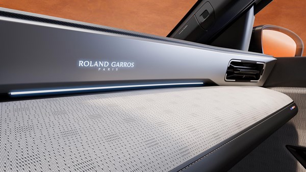 ταμπλό - Renault 4 E-Tech electric Roland-Garros