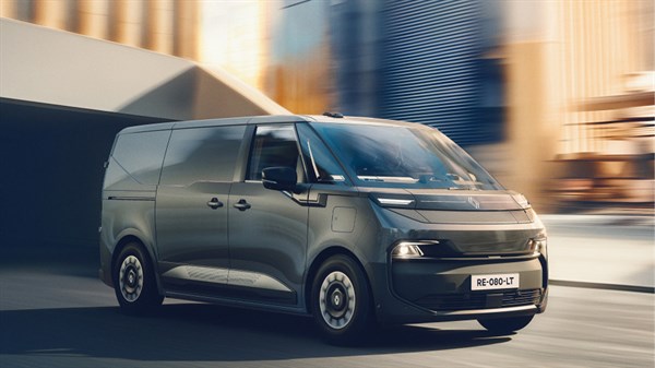 νέο Renault Trafic Van E-Tech electric - ιδανικές αναλογίες