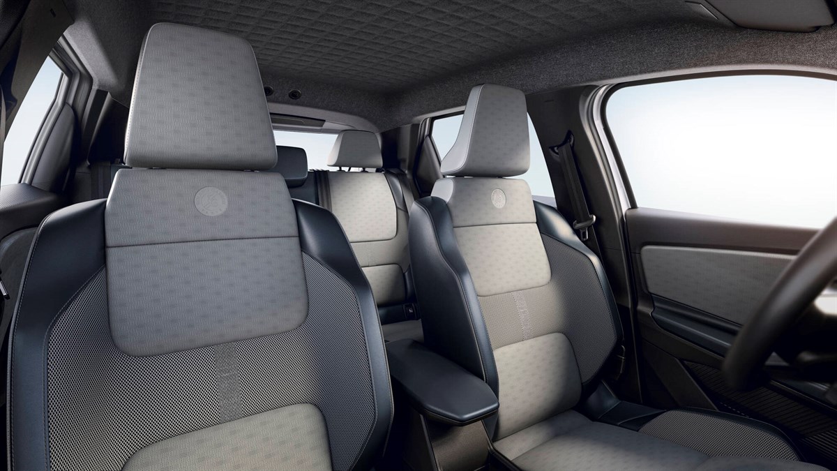 Renault 5 E-Tech electric Roland-Garros