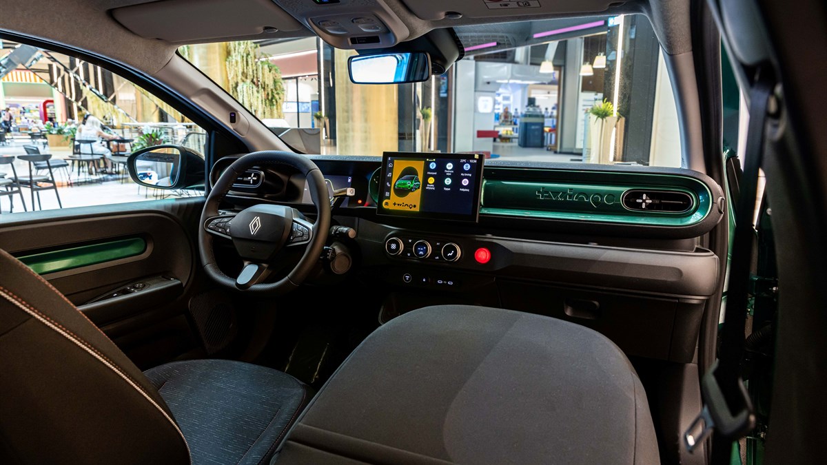 Το νέο Renault Twingo E-Tech electric στο Golden Hall